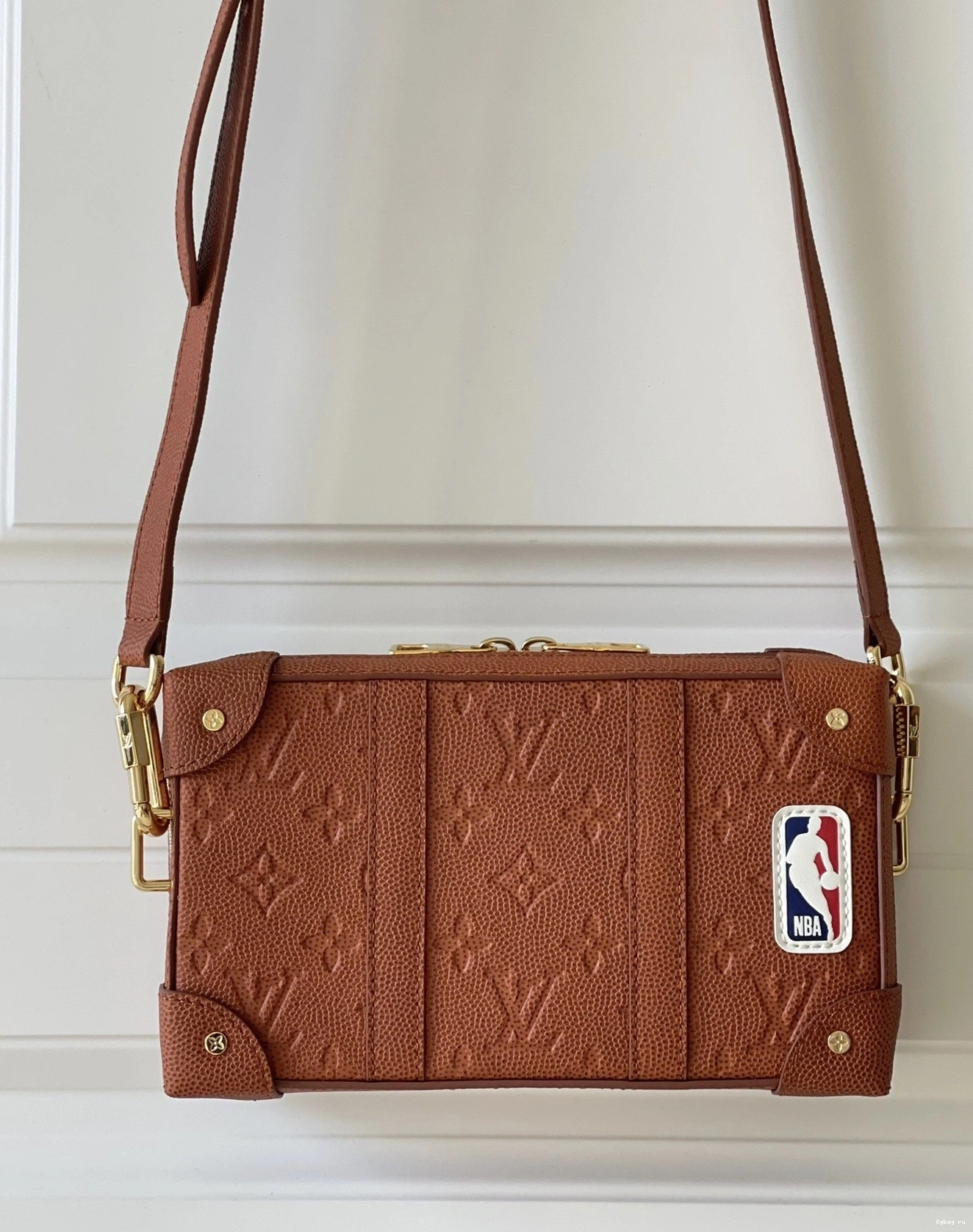 WEARABLE LOUIS WALLET VUITTON TRUNK SOFT LVXNBA 0809
